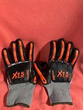 Majestic X15 Work Gloves in Black and Orange Cut Resistant New Without Tags